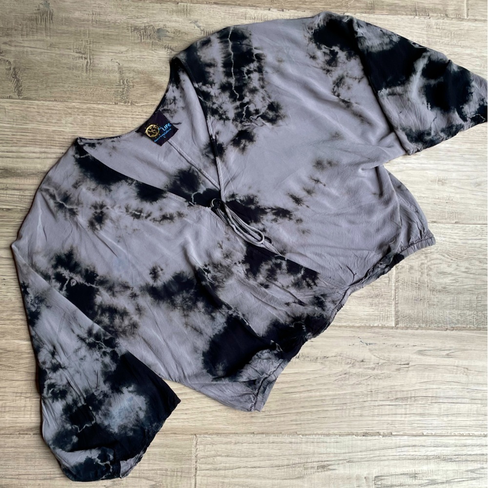 Blue Life Blouse Flowy Oversized Tie Dye Blouse Elastic Waistband Tie Front SZ L